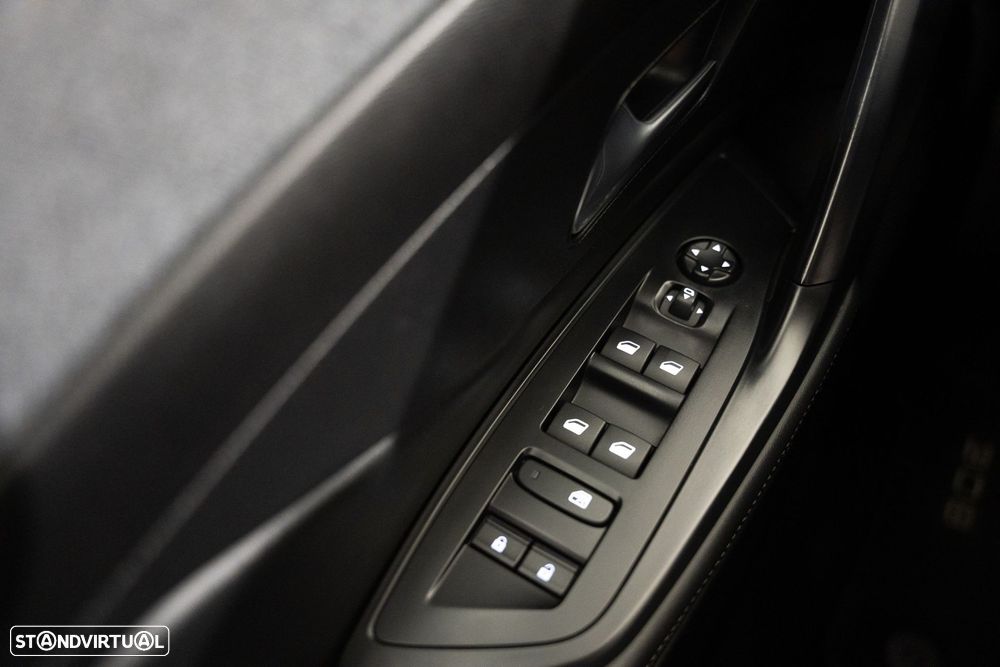 Peugeot 308 SW 1.2 PureTech Allure EAT8 - 17