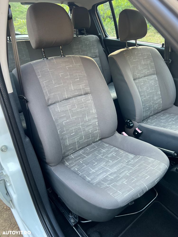 Dacia Sandero 1.4 MPI Ambiance - 17