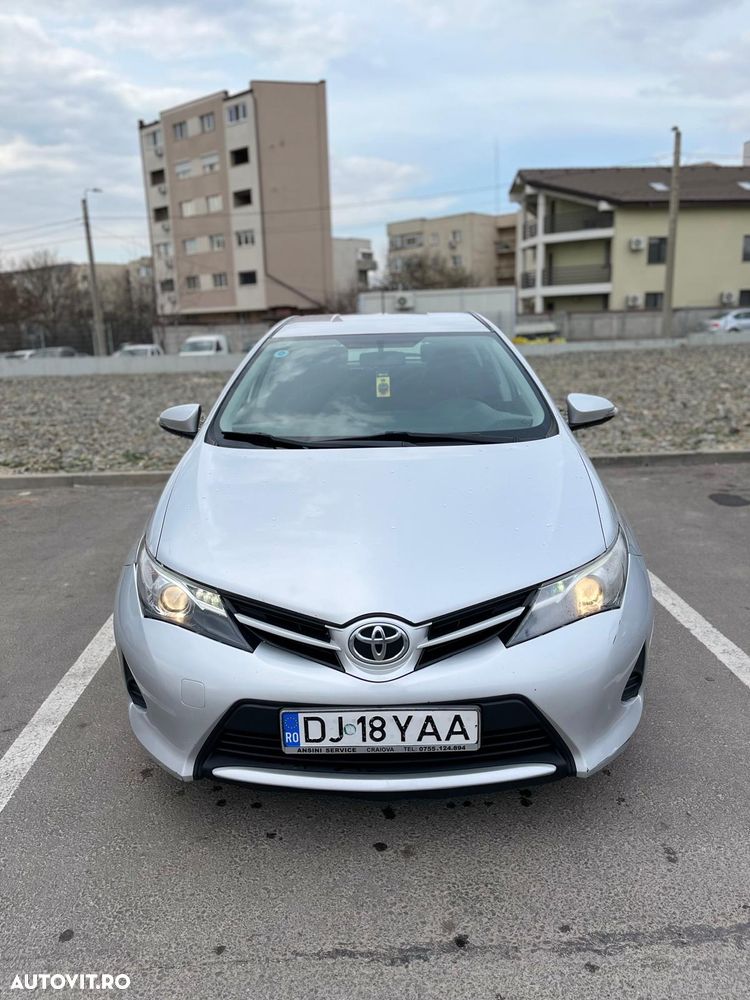 Toyota Auris 1.3 Dual VVT-i Luna - 1
