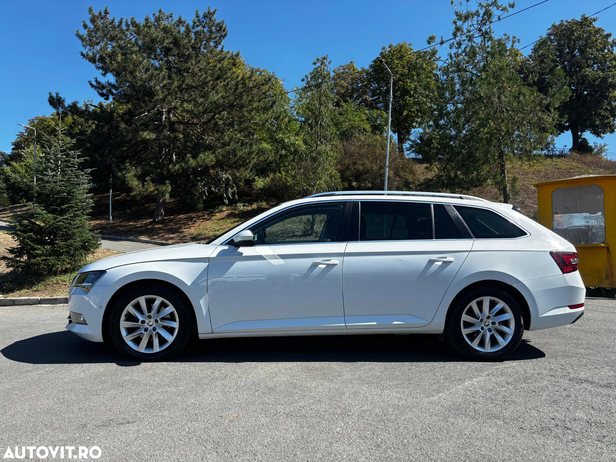 Skoda Superb 2.0 TDI Style - 7