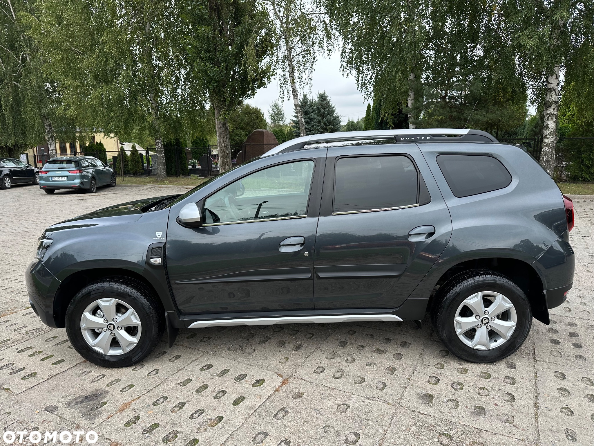 Dacia Duster 1.6 SCe Laureate S&S - 3