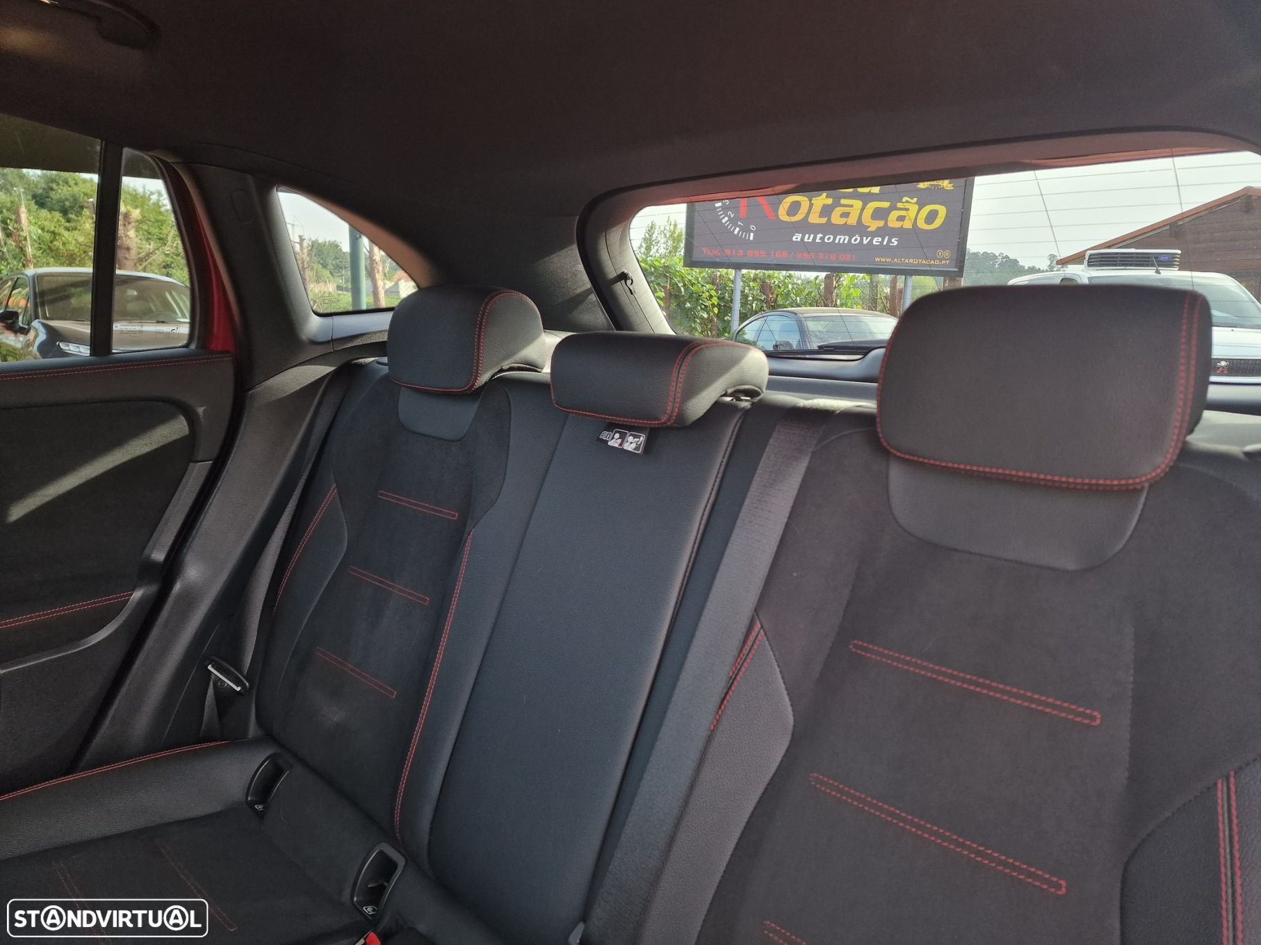 Mercedes-Benz GLA 250 e AMG Line - 15