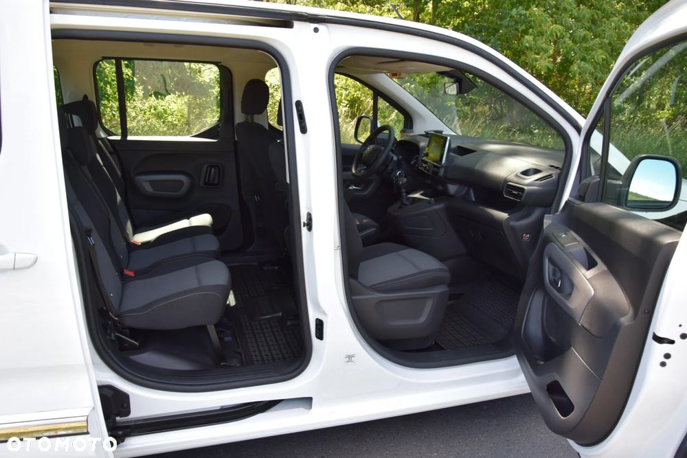 Toyota Proace City Verso 1.2 D-4T Business - 9