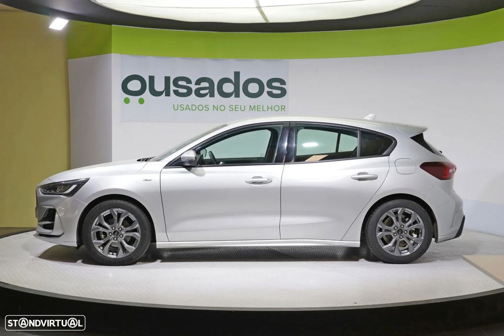 Ford Focus 1.0 EcoBoost MHEV ST-Line - 2