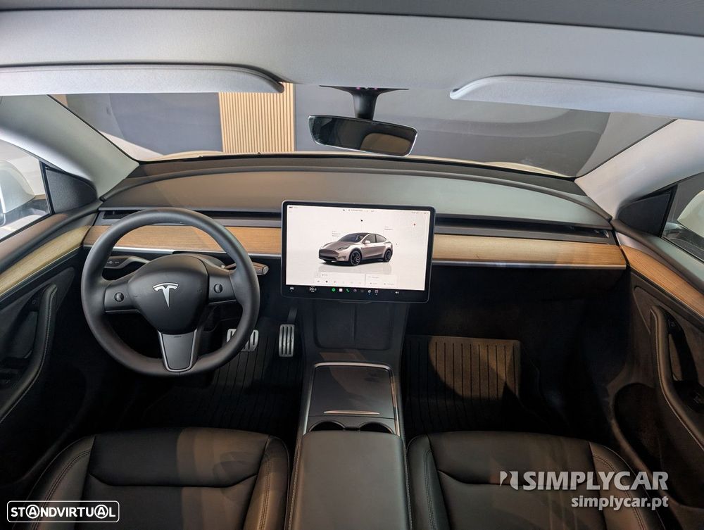 Tesla Model Y Performance Dual Motor AWD - 10