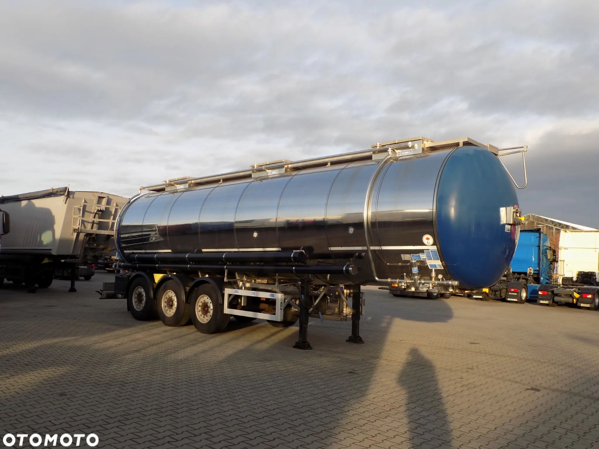 Feldbinder CYSTERNA 34000l/3 komory/webasto/ - 1