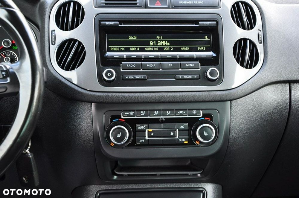 Volkswagen Tiguan - 32