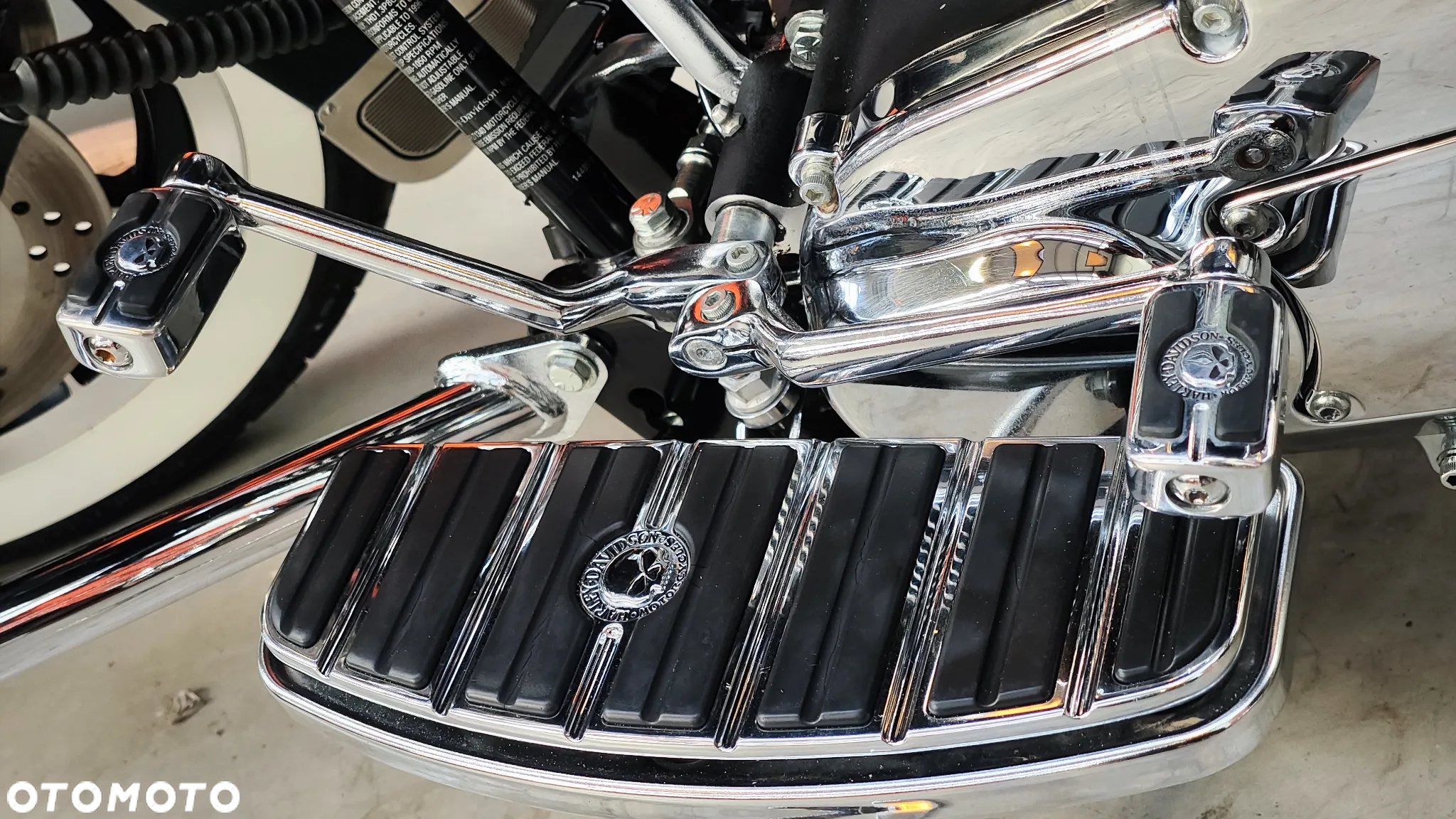 Harley-Davidson Touring Road King - 26
