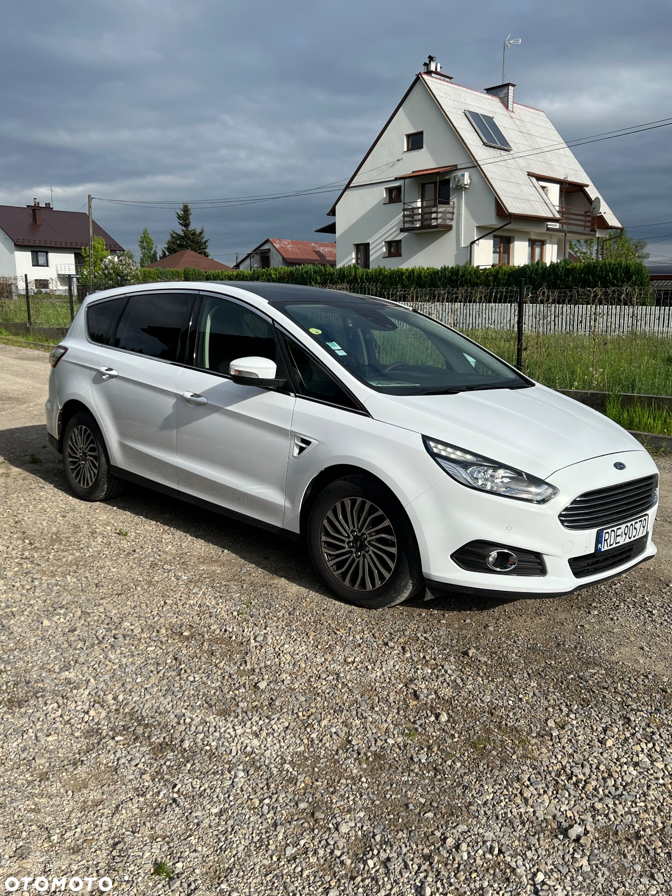 Ford S-Max 2.0 EcoBlue Titanium - 4