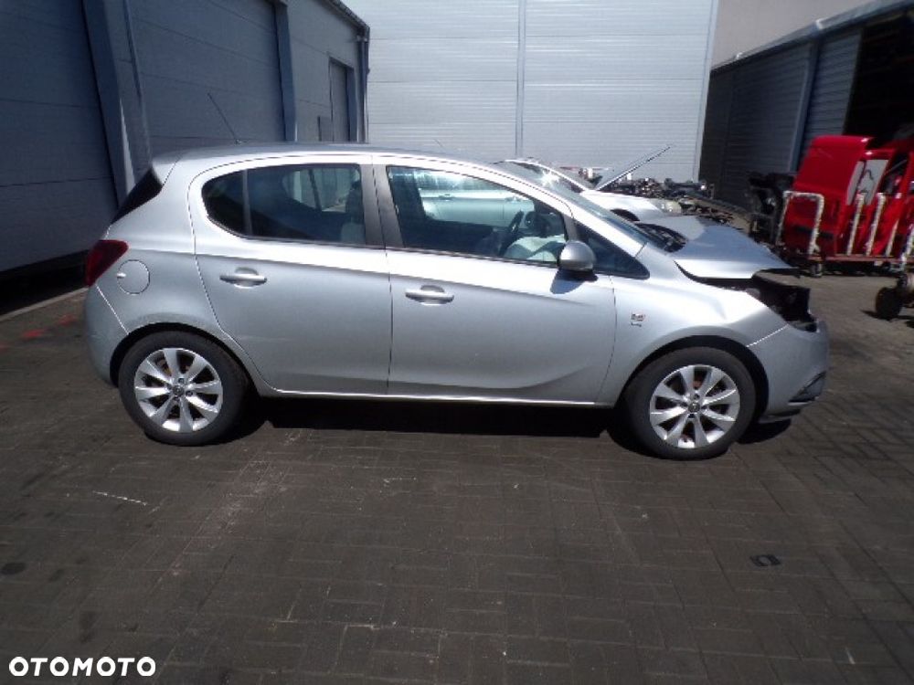 Części - Opel Corsa E 1.4 TURBO 100 KM 5D HB 17R - 3