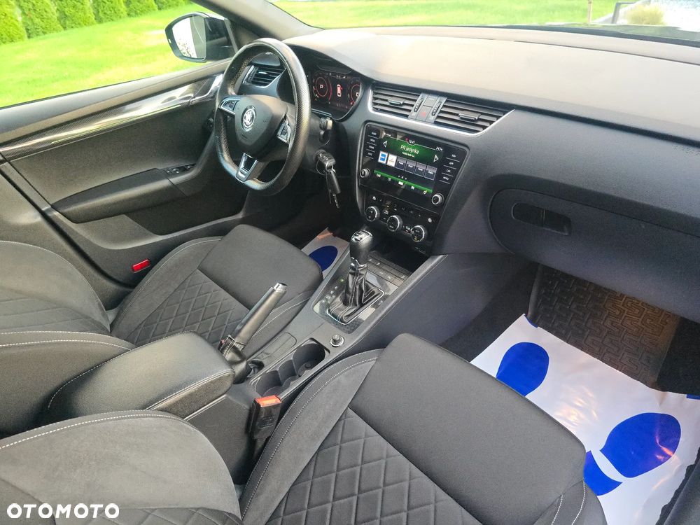 Skoda Octavia 2.0 TDI RS DSG - 8