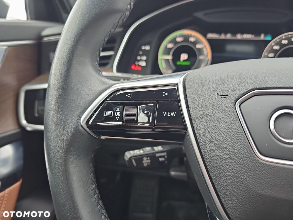 Audi A6 Avant - 16