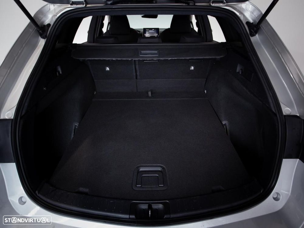 Toyota Corolla Touring Sports 1.8 Hybrid Comfort - 12