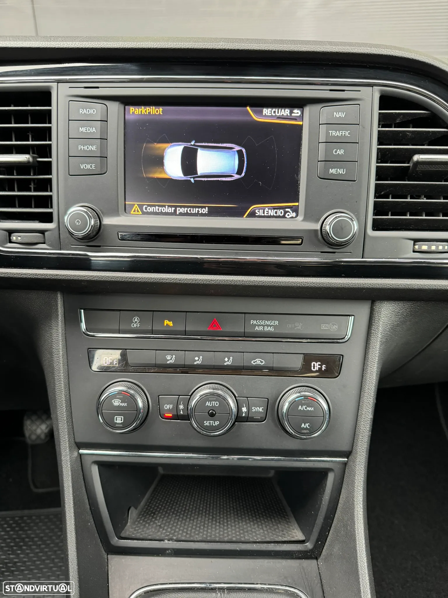 SEAT Leon ST 1.6 TDI Style Ecomotive - 17