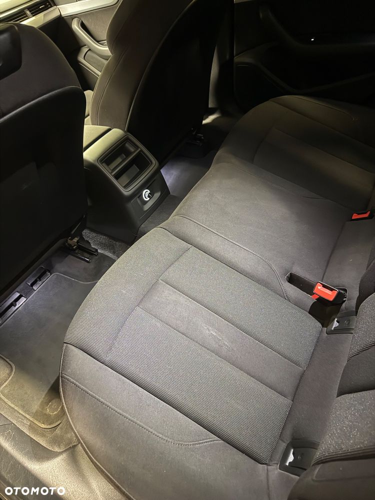 Audi A4 Avant 2.0 TDI S tronic - 12