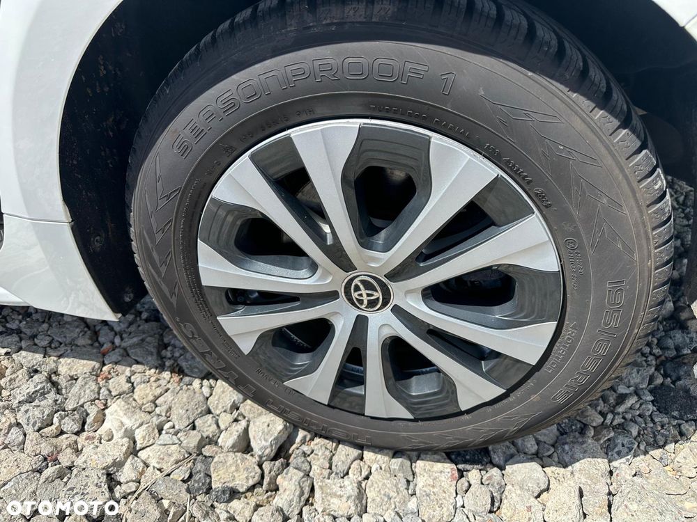 Toyota Corolla - 11