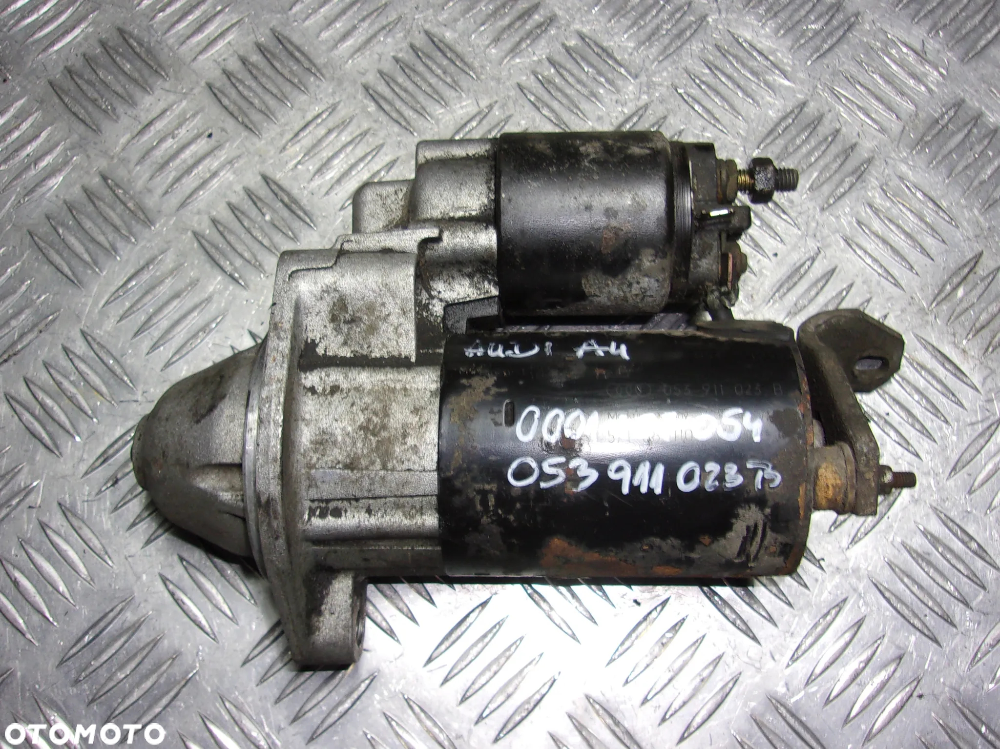Audi 100 C4 80 B3 B4 A4 B5 A6 C4 Superb I Passat B5 rozrusznik 1.4 1.6 1.8 2.0 - 2