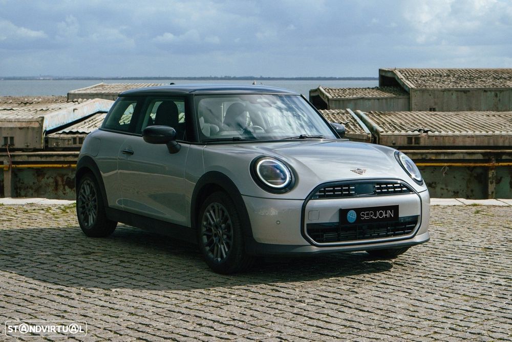 MINI 3 Portas Cooper C Essential - 1