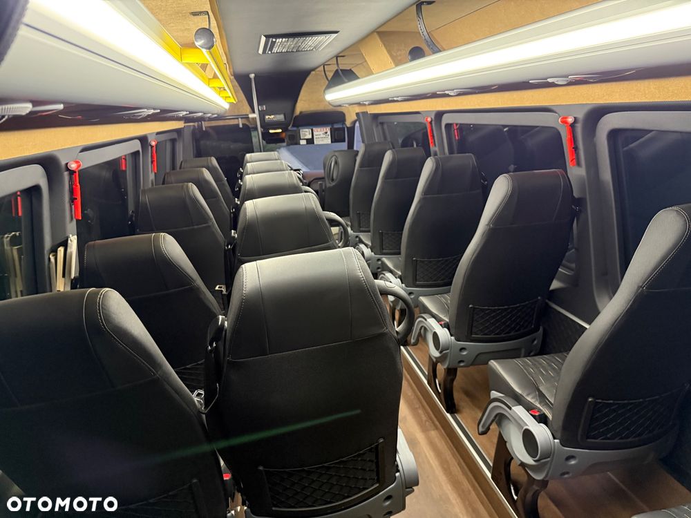 Mercedes-Benz Sprinter 517 24 miejsca NOWY - 22