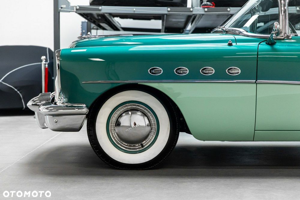 Buick Roadmaster - 25