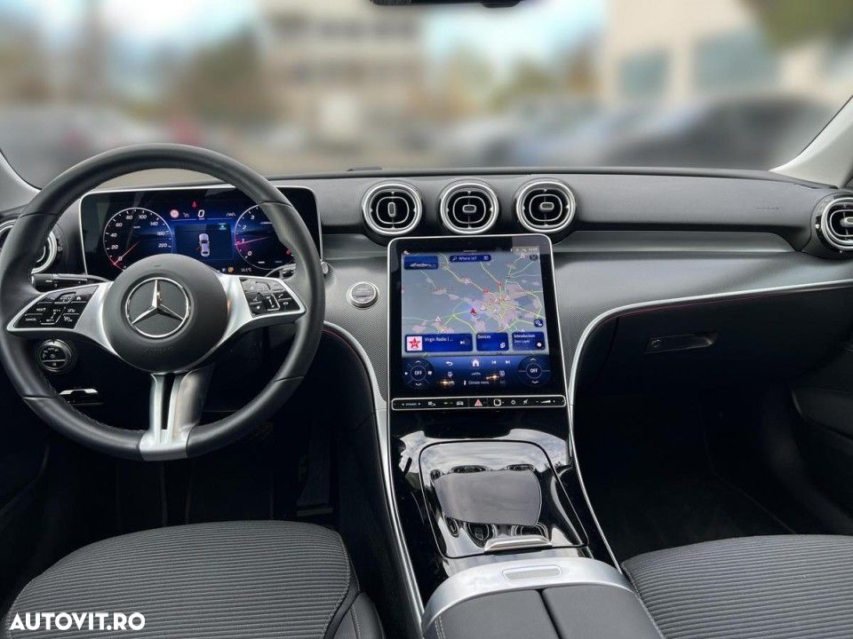 Mercedes-Benz C - 10