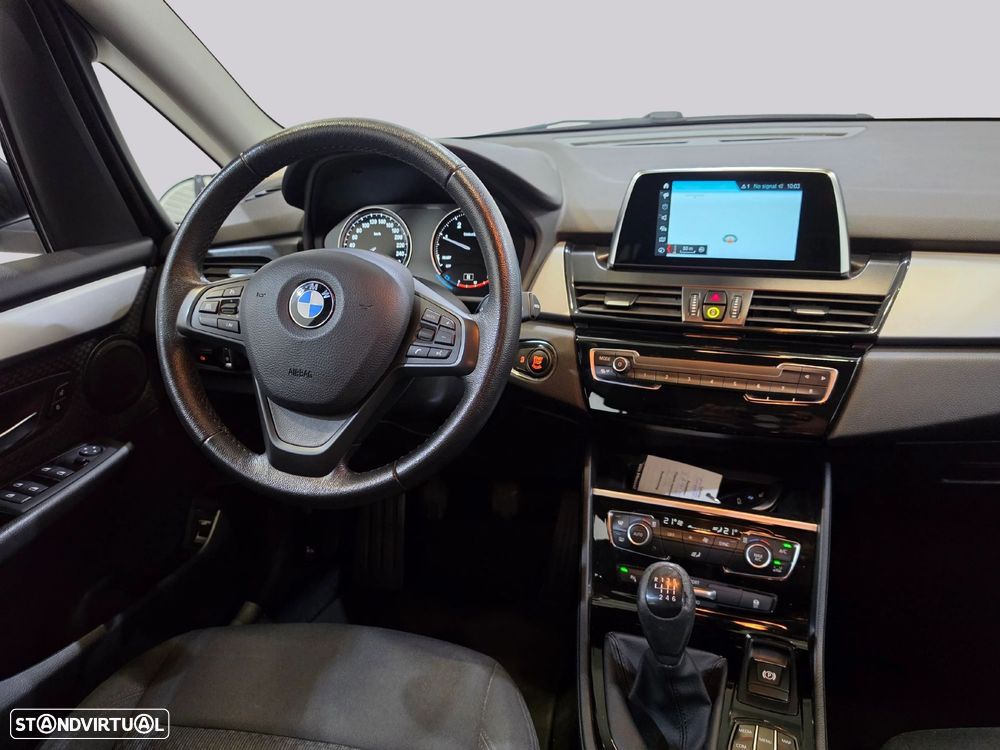 BMW 216 Gran Tourer d - 6