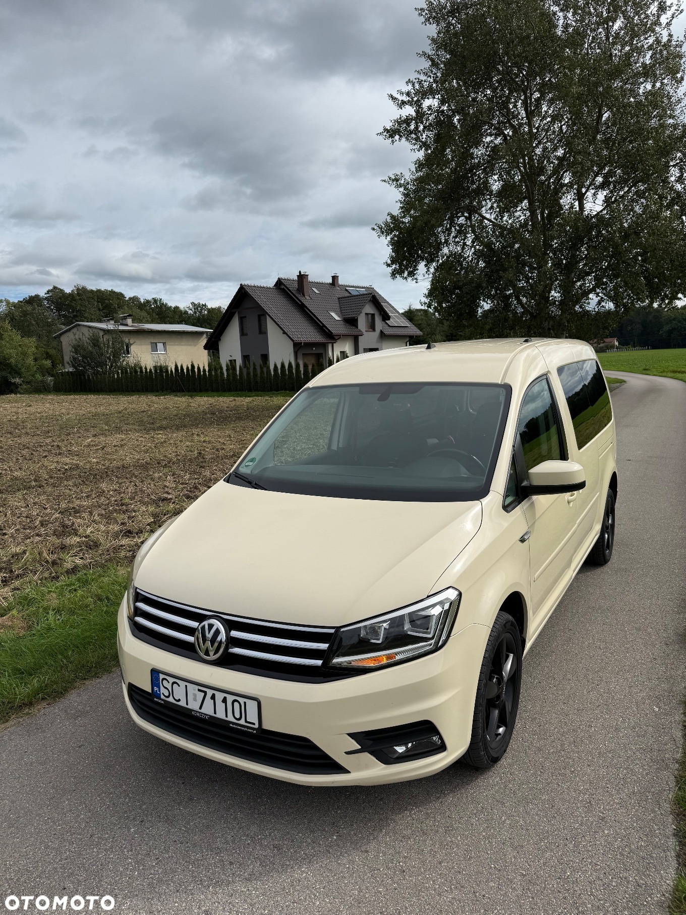 Volkswagen Caddy 2.0 TDI (7-Si.) DSG Maxi Comfortline - 2