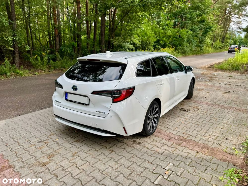 Toyota Corolla - 4