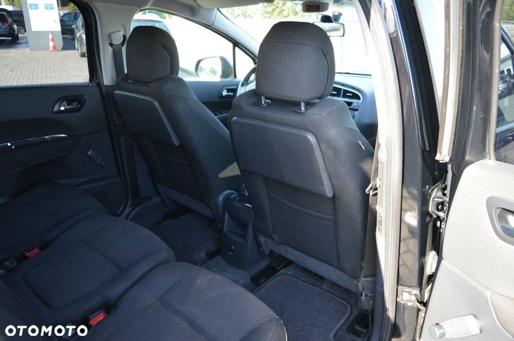 Peugeot 5008 HDI FAP 110 Tendance - 25