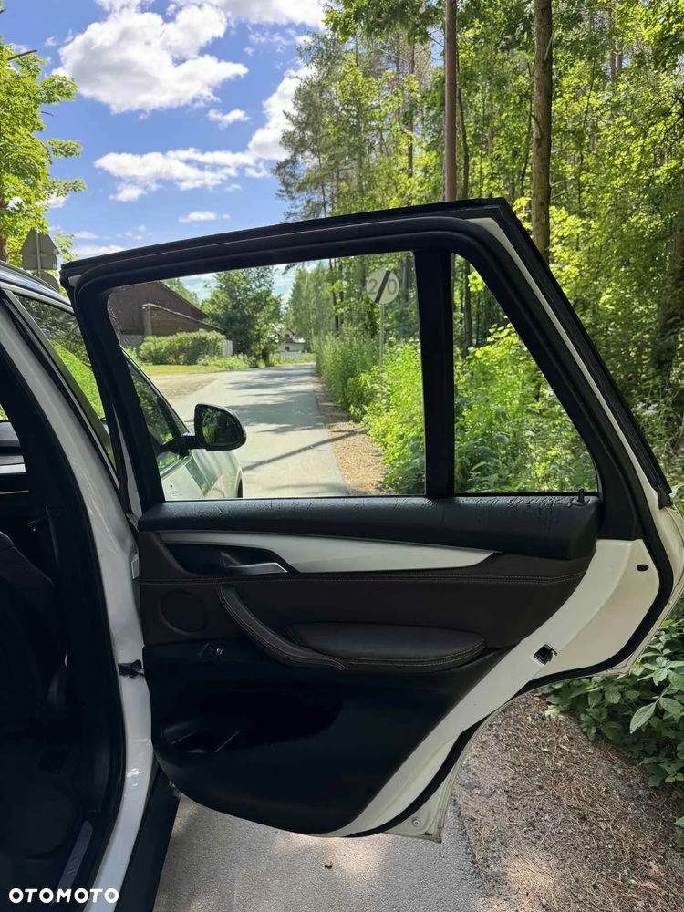 BMW X5 xDrive25d - 16