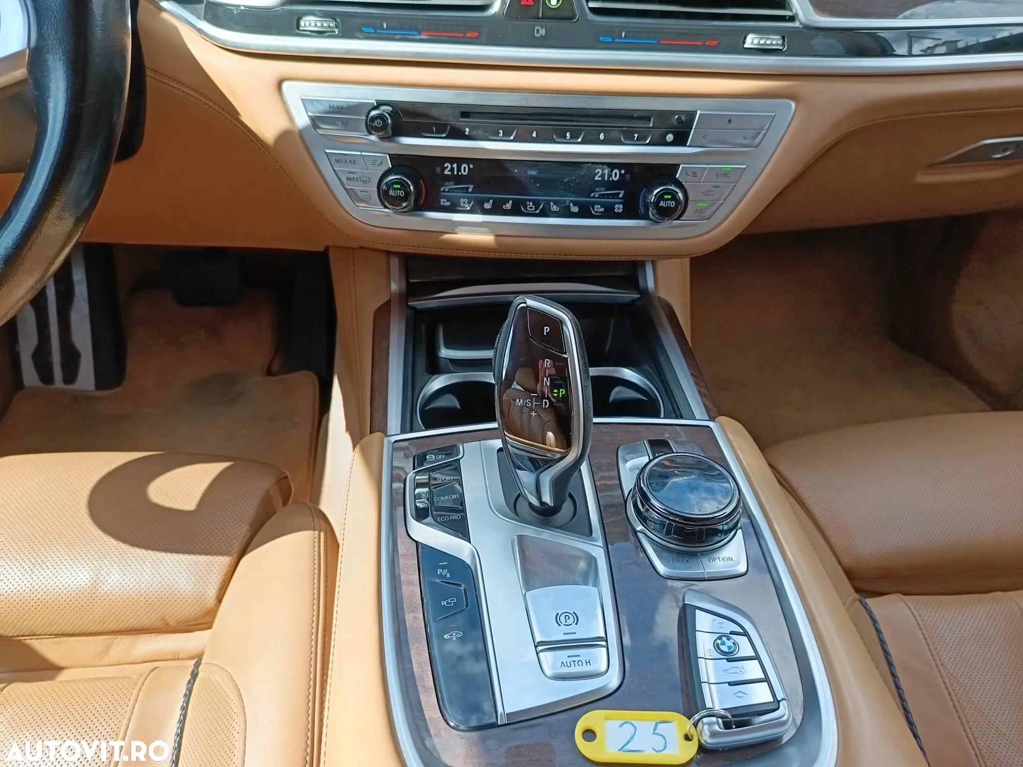 BMW Seria 7 740d xDrive - 14