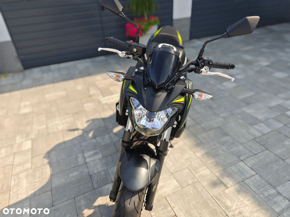 Kawasaki Z 650 - 32
