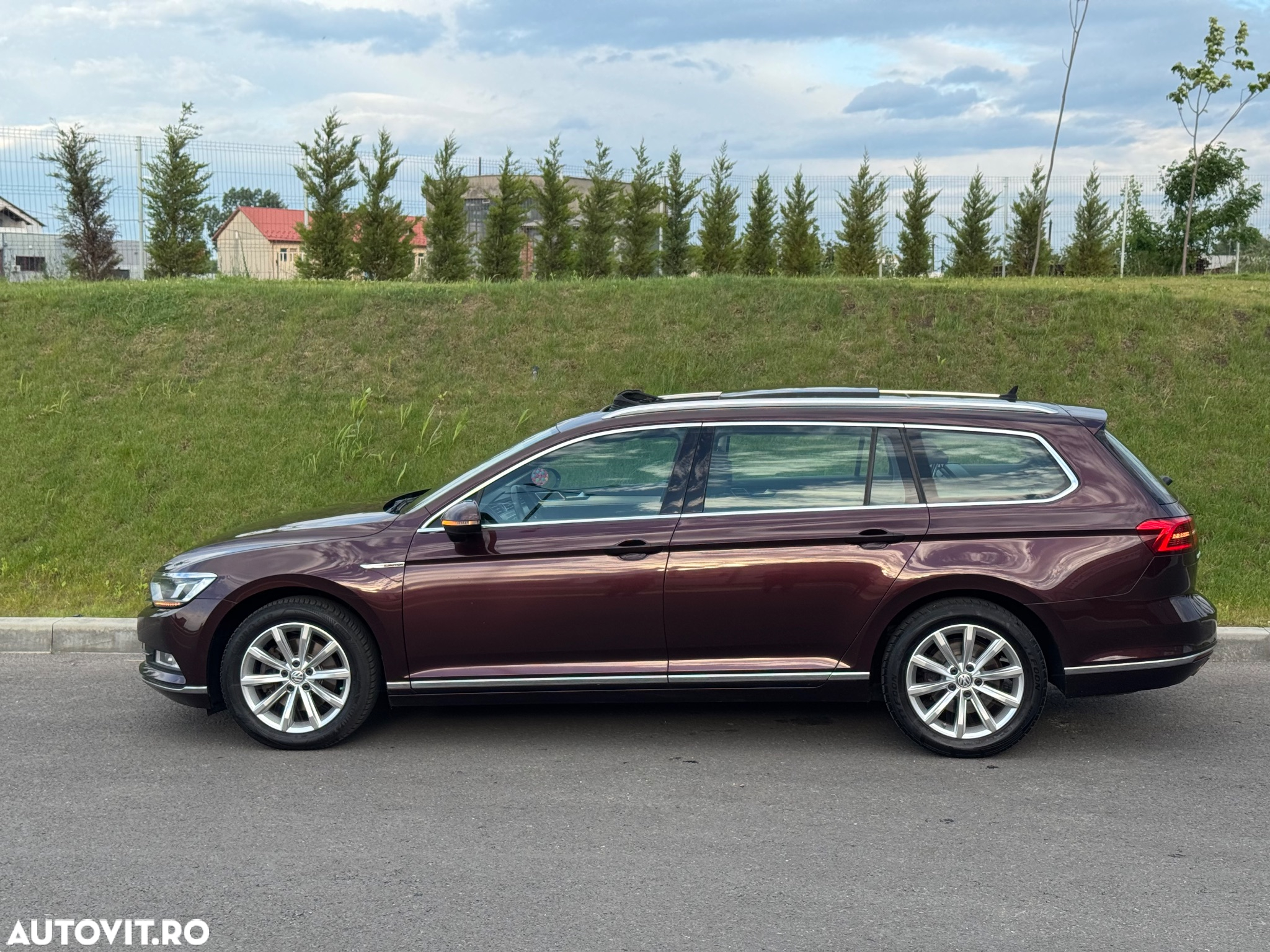 Volkswagen Passat Variant 2.0 TDI DSG 4Motion Highline - 14