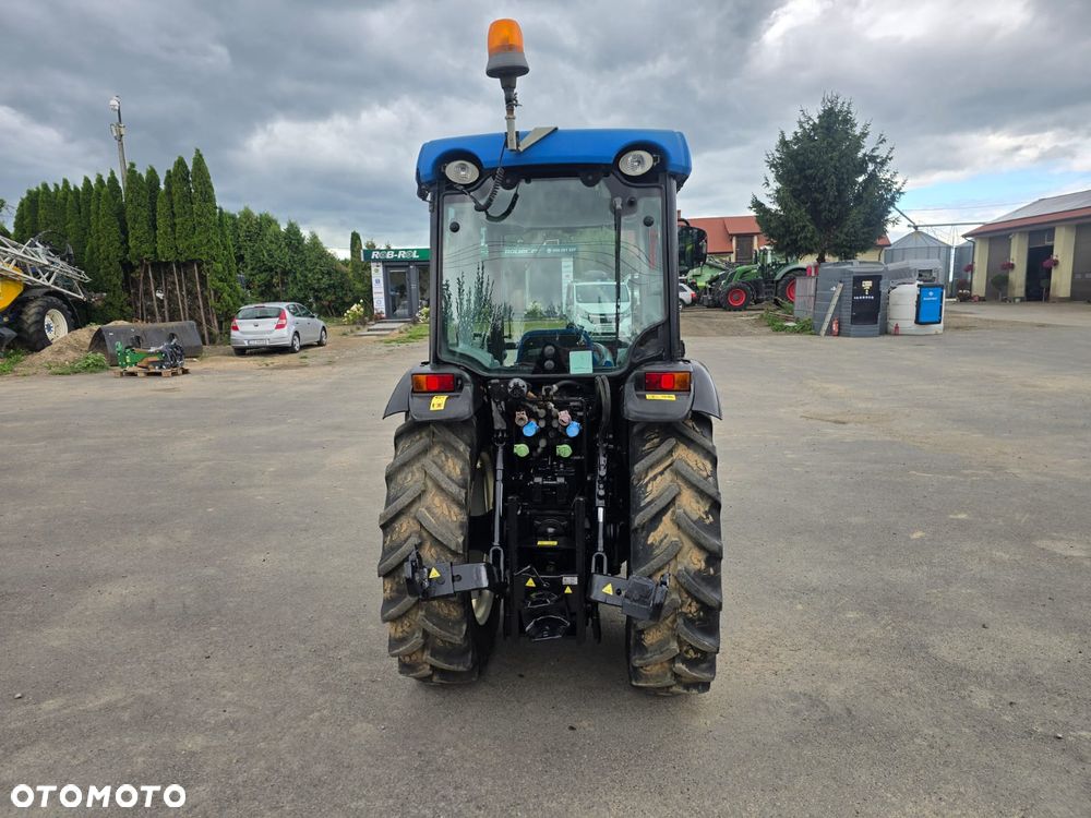 New Holland T 4030N - 8