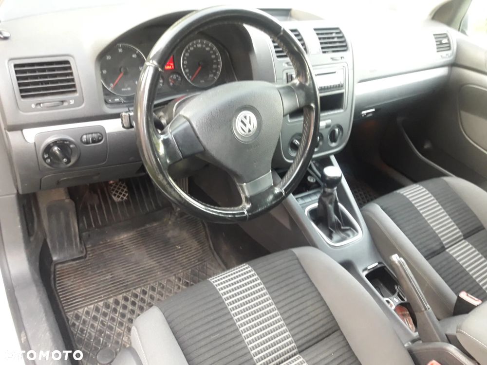 Volkswagen Golf V 1.9 TDI Q-Line - 11