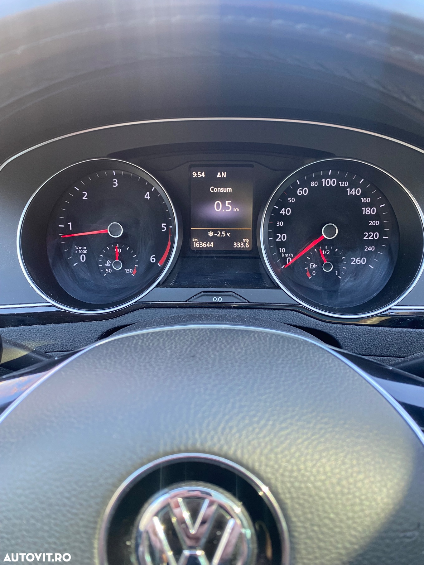 Volkswagen Passat 2.0 TDI Highline - 14