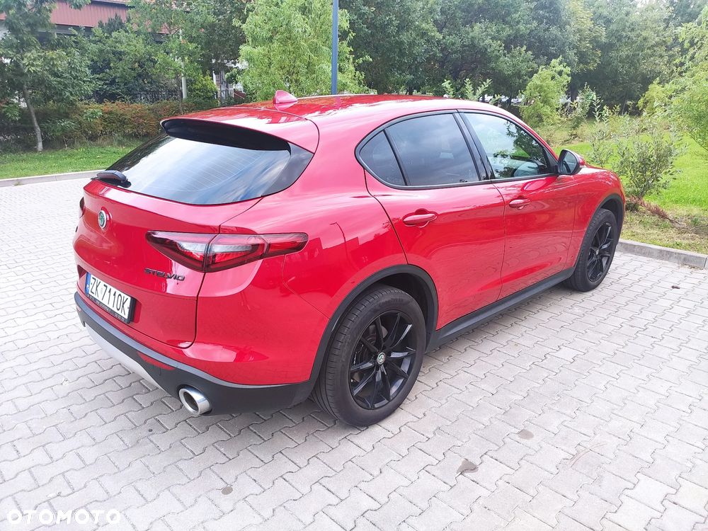 Alfa Romeo Stelvio 2.0 Turbo Executive Q4 - 3