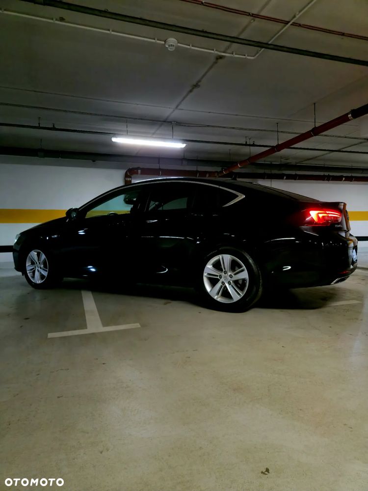 Opel Insignia 2.0 CDTI Elegance S&S - 3