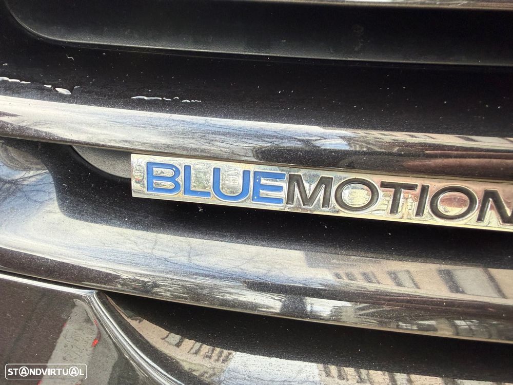 VW Golf 1.6 TDi Trendline BlueMotion - 6