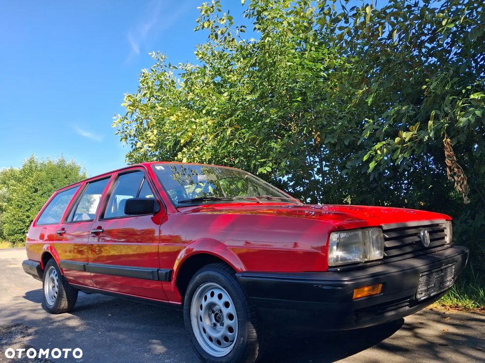 Volkswagen Passat - 2