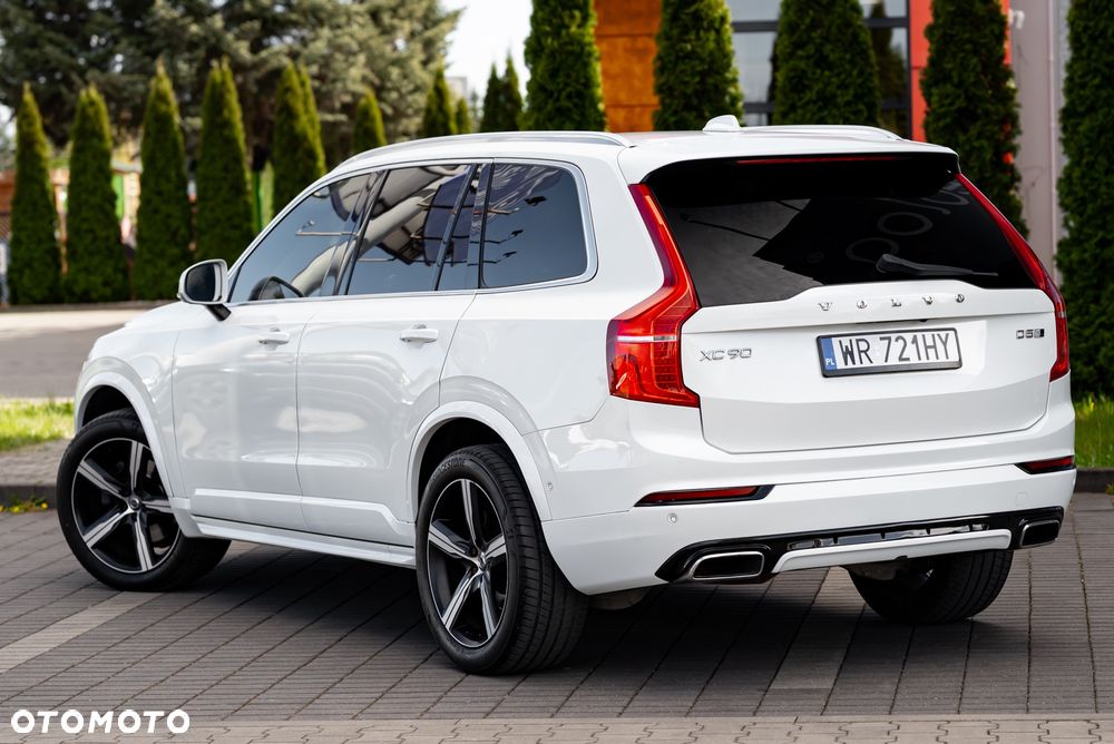 Volvo XC 90 - 8