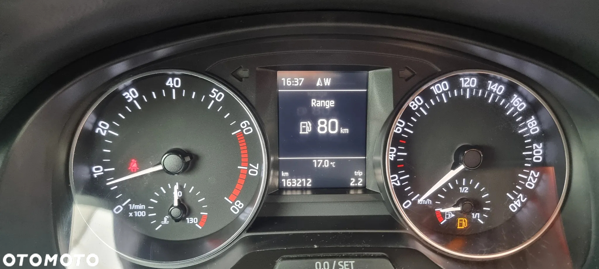 Skoda RAPID Spb 1.2 TSI Joy - 23