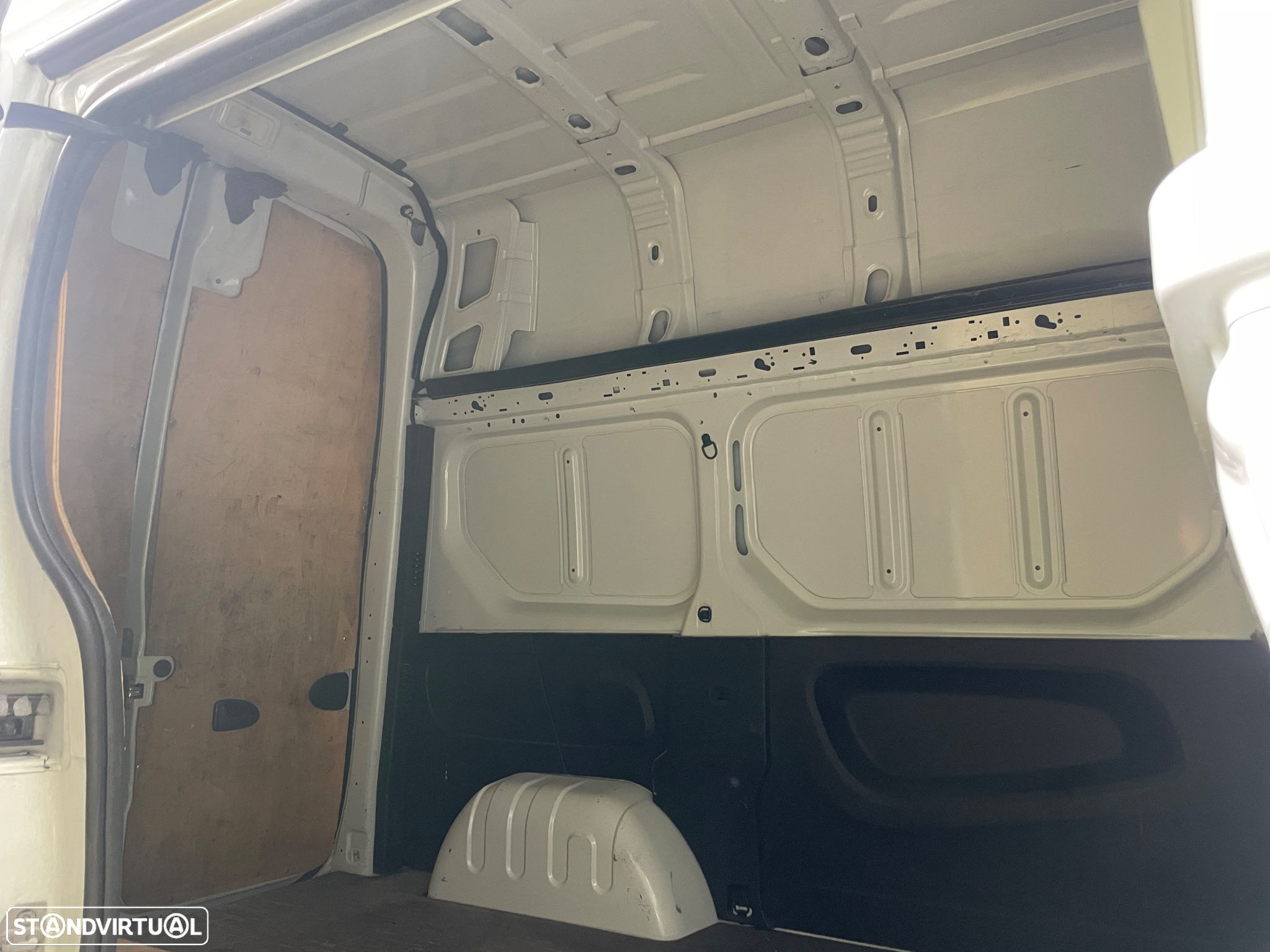 Renault Tráfic TETO ALTO 1.6 dci - 15