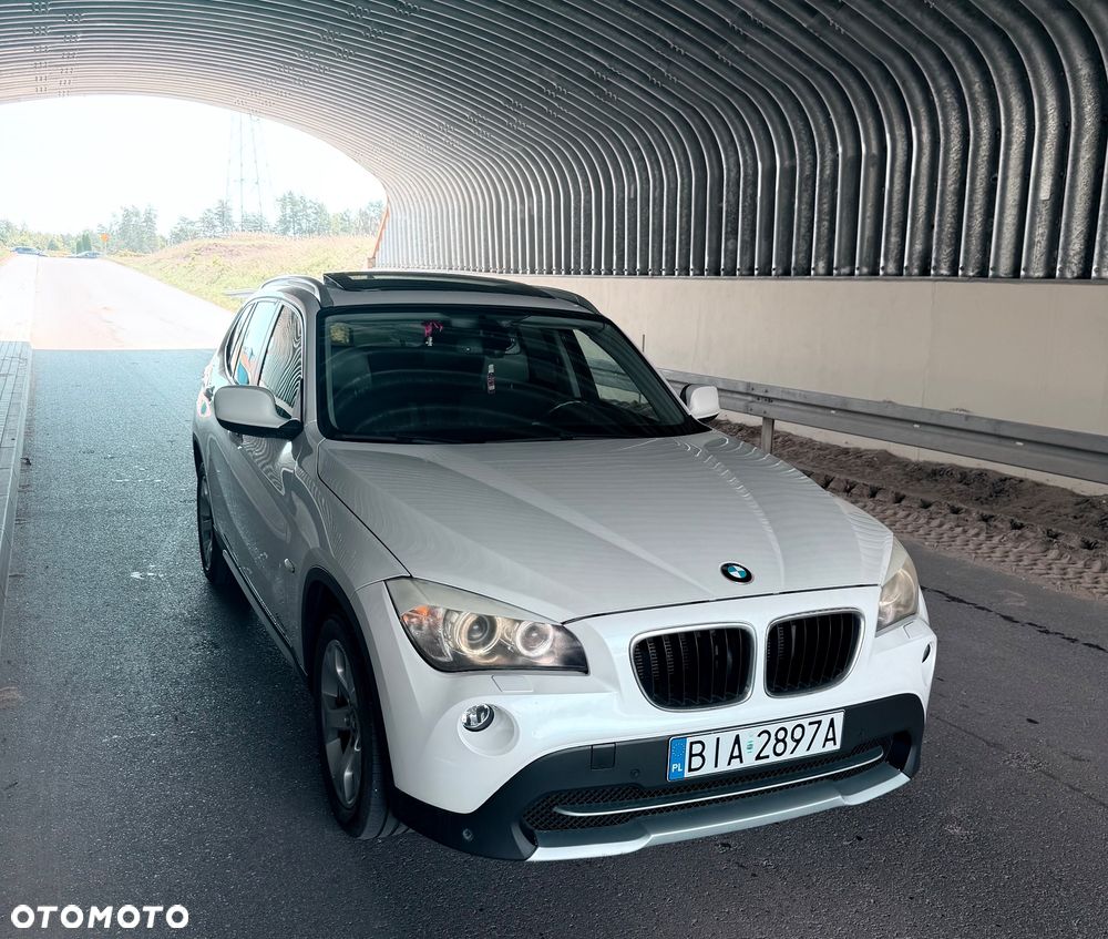 BMW X1 xDrive18d - 16