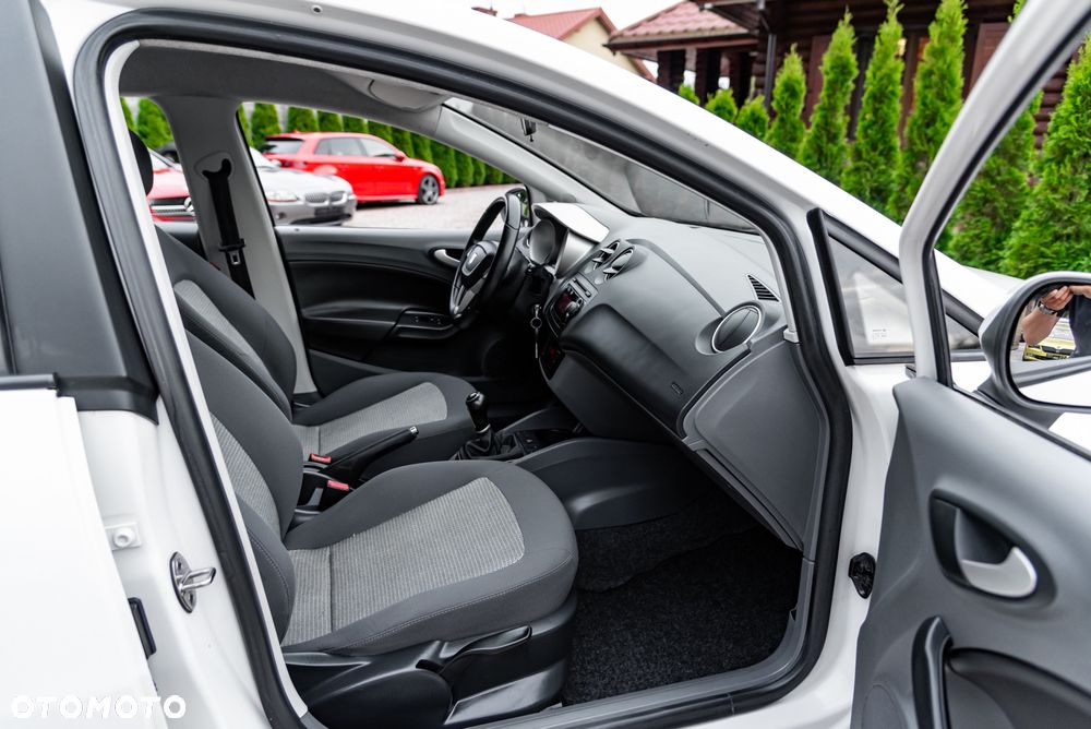 Seat Ibiza 1.4 16V Style - 24