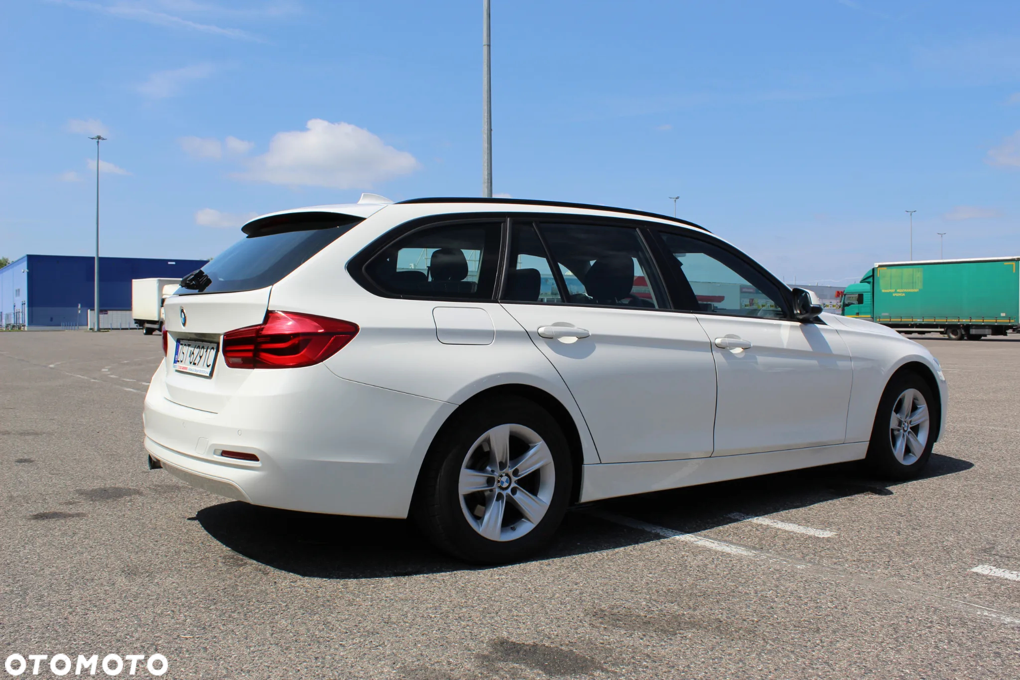 BMW Seria 3 318i - 6