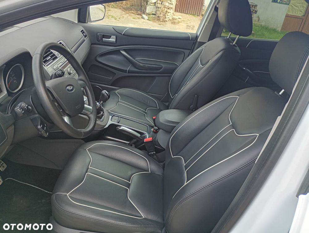 Ford Kuga 2.5 4x4 Individual - 34