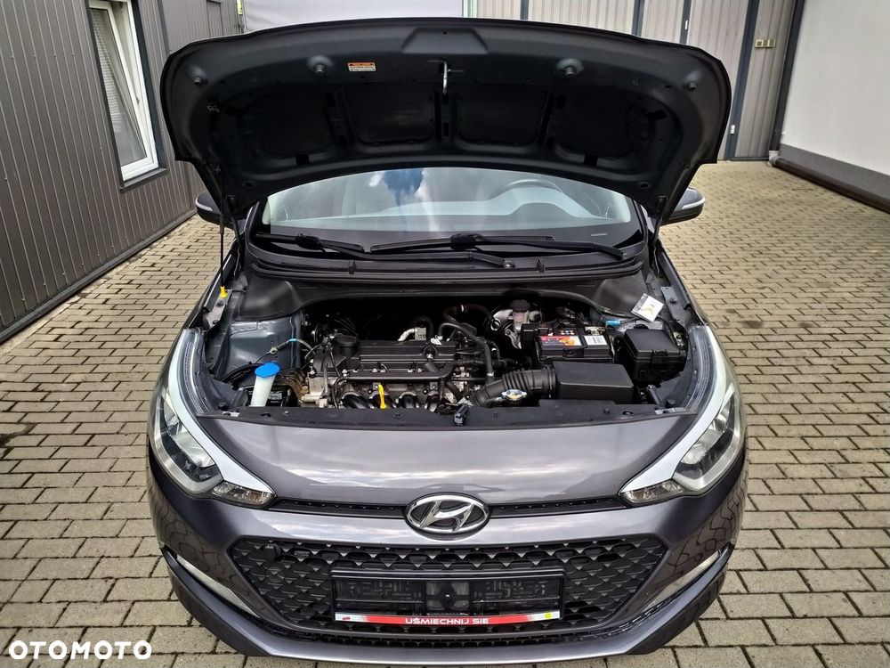 Hyundai i20 - 12