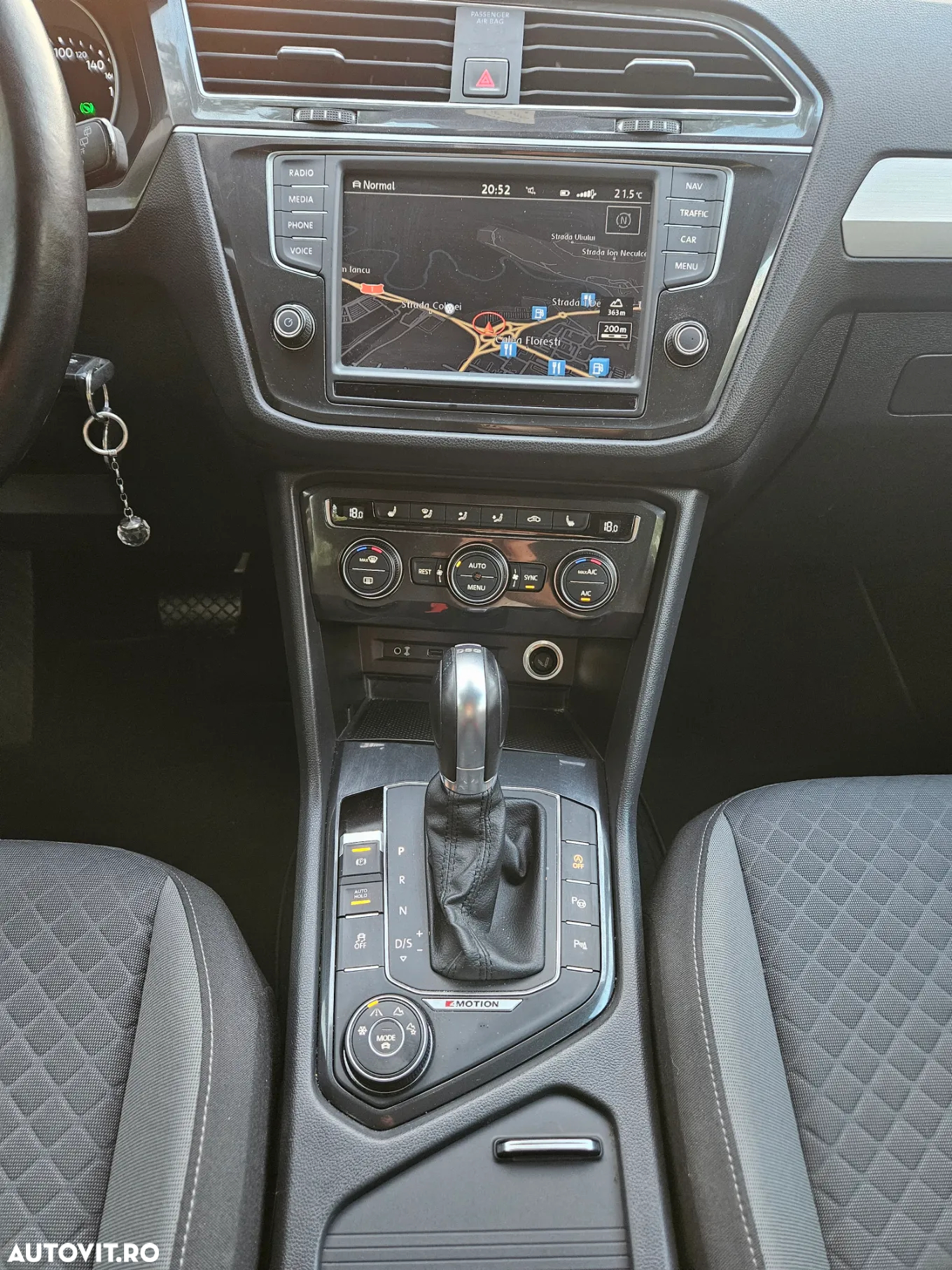 Volkswagen Tiguan 2.0 TDI SCR 4MOTION DSG Elegance - 12