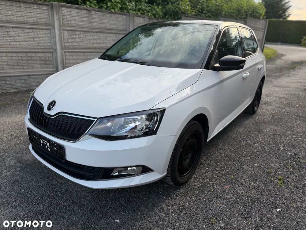 Skoda Fabia 1.0 TSI Style Color - 3